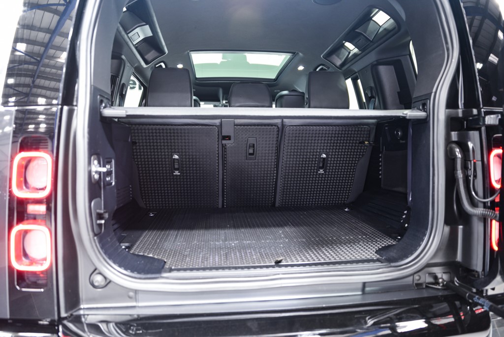 Used Land Rover Defender 110 2021 for sale - 75318235: Photo 72