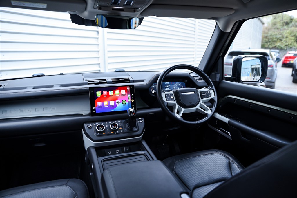 Used Land Rover Defender 110 2022 for sale - 76587112: Photo 15