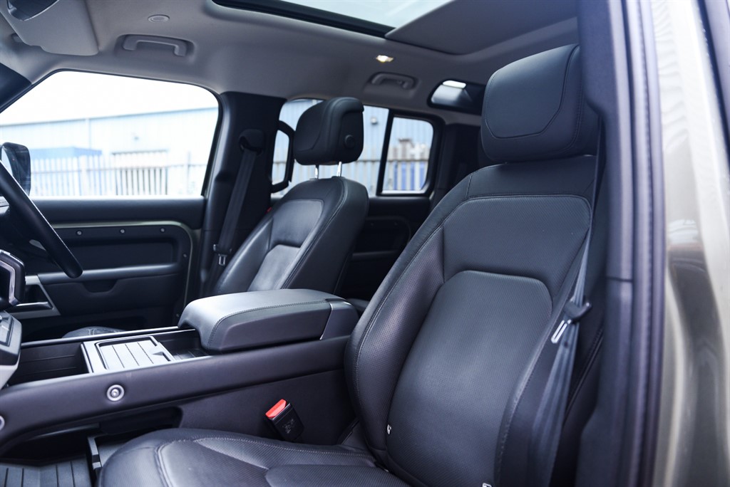 Used Land Rover Defender 110 2022 for sale - 76587112: Photo 20