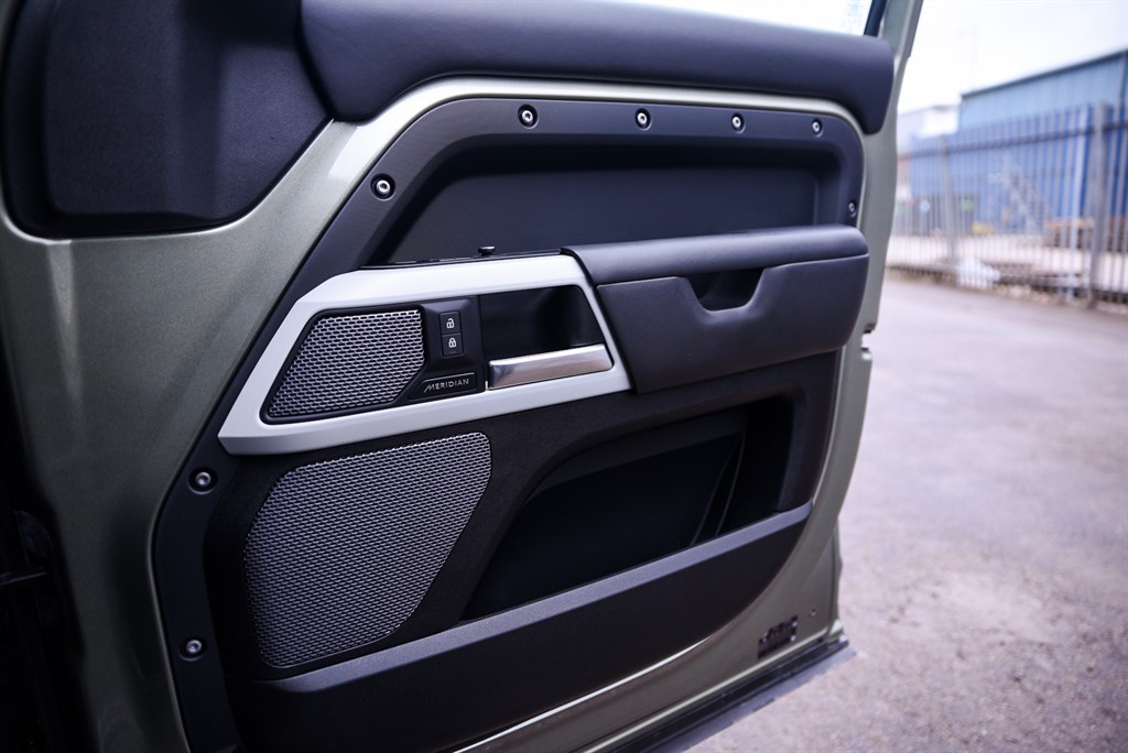 Used Land Rover Defender 110 2022 for sale - 76587112: Photo 27