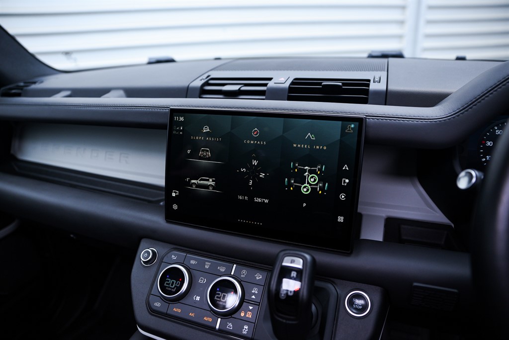 Used Land Rover Defender 110 2022 for sale - 76587112: Photo 34