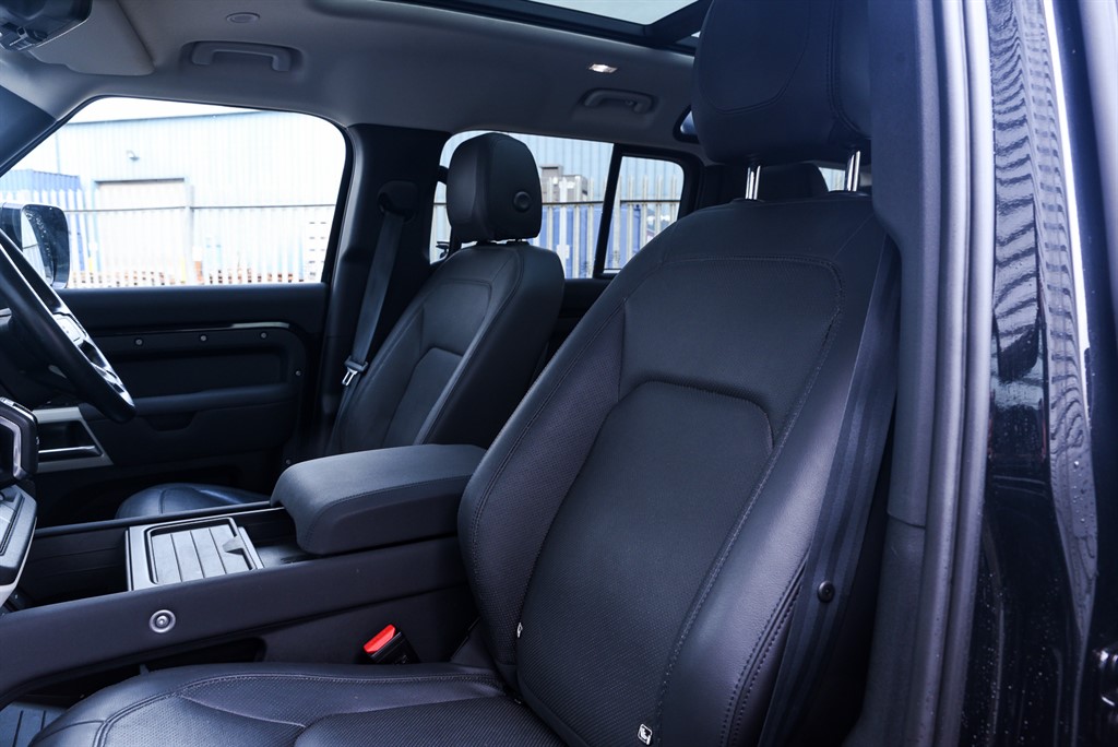 Used Land Rover Defender 110 2023 for sale - 76311428: Photo 11