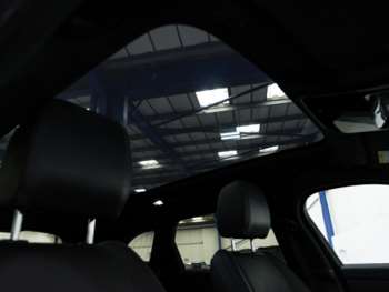 Used Land Rover Range Rover Velar 2023 for sale - 74936791: Photo