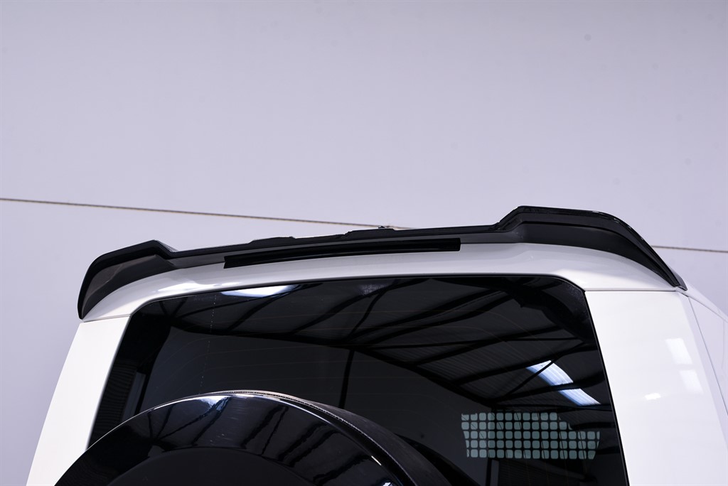 Used Land Rover Defender 2023 for sale - 76668365: Photo 17