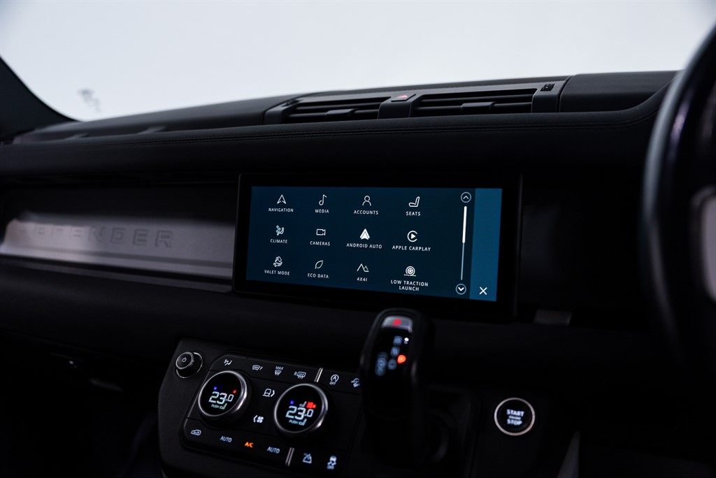 Used Land Rover Defender 2023 for sale - 76668365: Photo 34