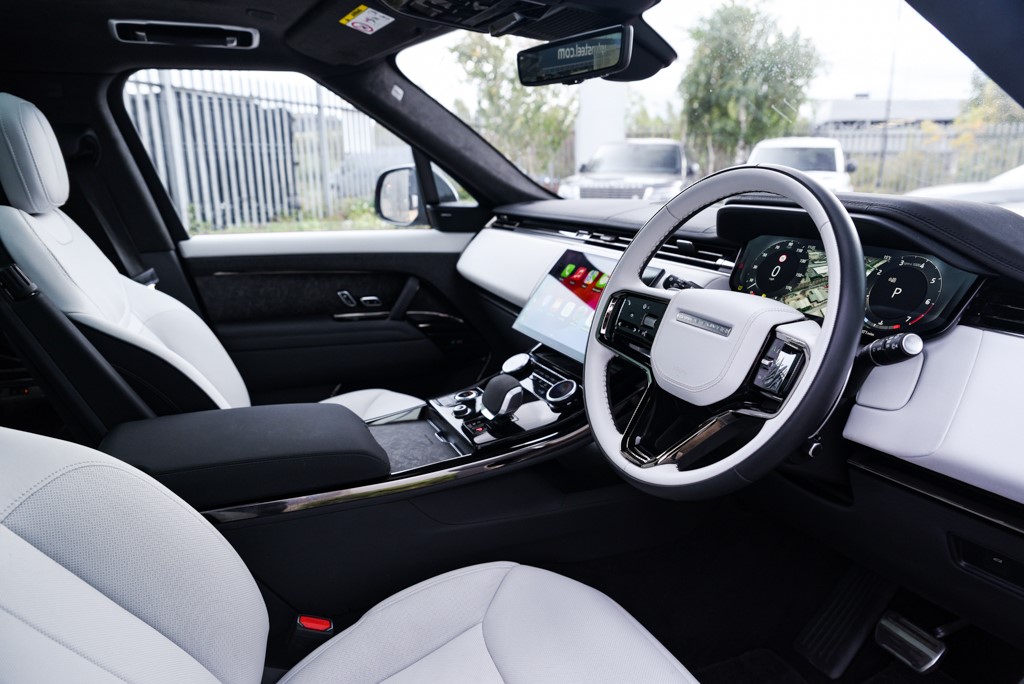Used Land Rover Range Rover Sport 2023 for sale - 76248656: Photo 9