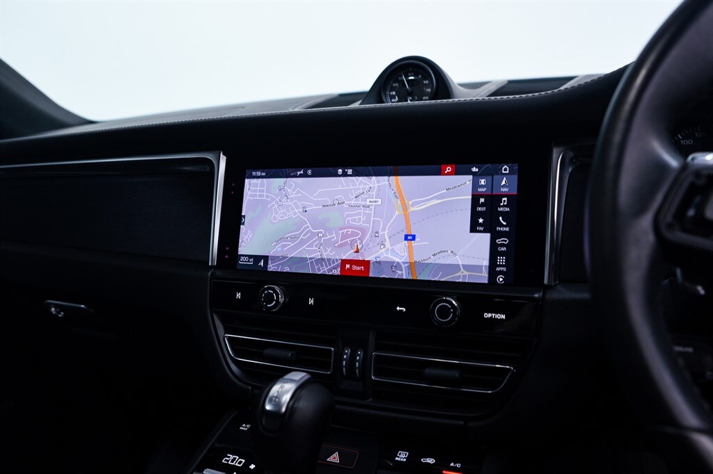 Used Porsche Macan 2022 for sale - 77960113: Photo 28