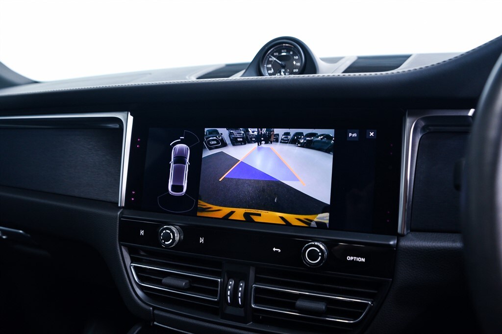 Used Porsche Macan 2022 for sale - 77960113: Photo 39