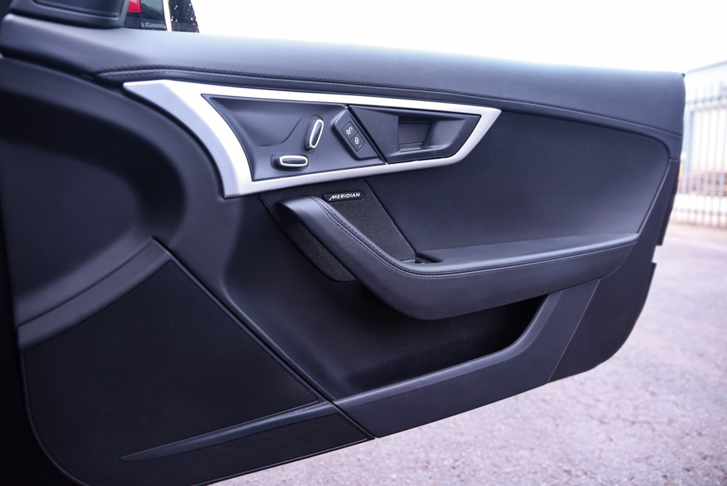 Used Jaguar F-Type 2019 for sale - 76435036: Photo 18