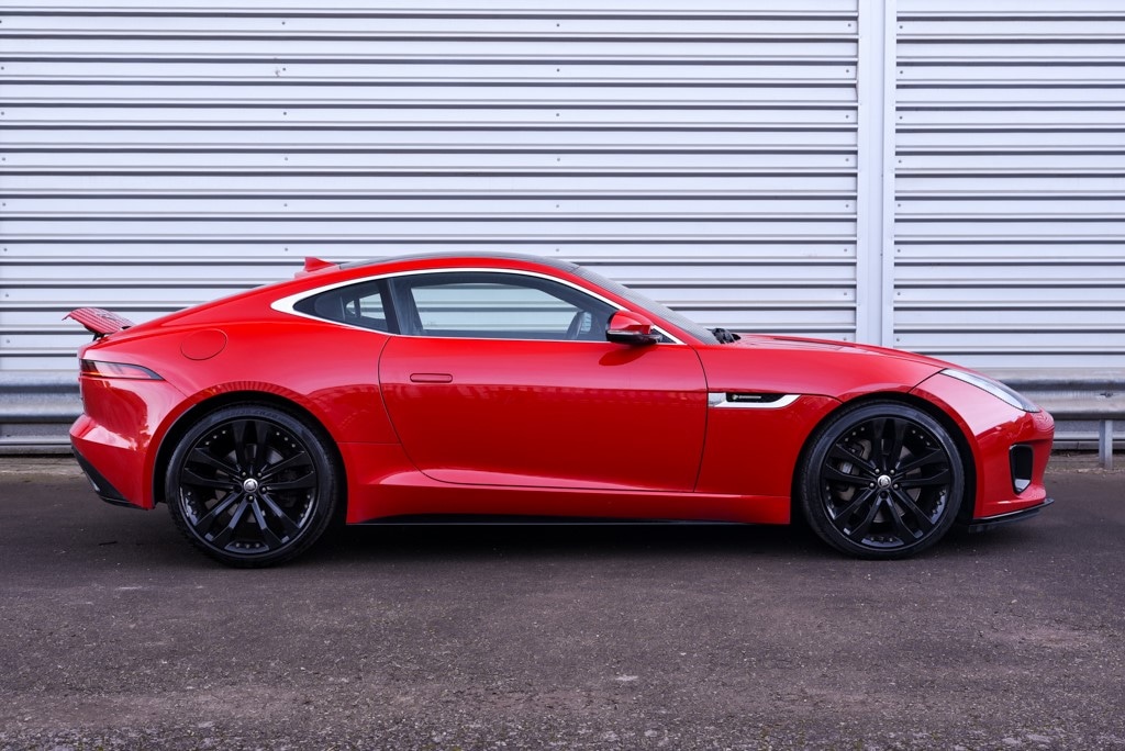 Used Jaguar F-Type 2019 for sale - 76435036: Photo 4