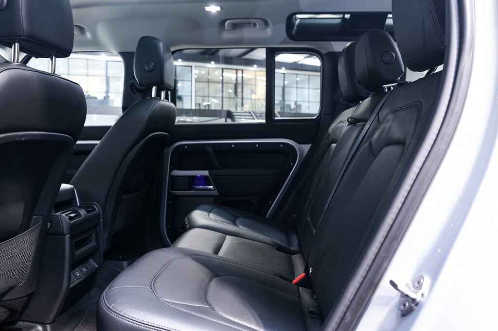 Used Land Rover Defender 110 2024 for sale - 77903594: Photo 19