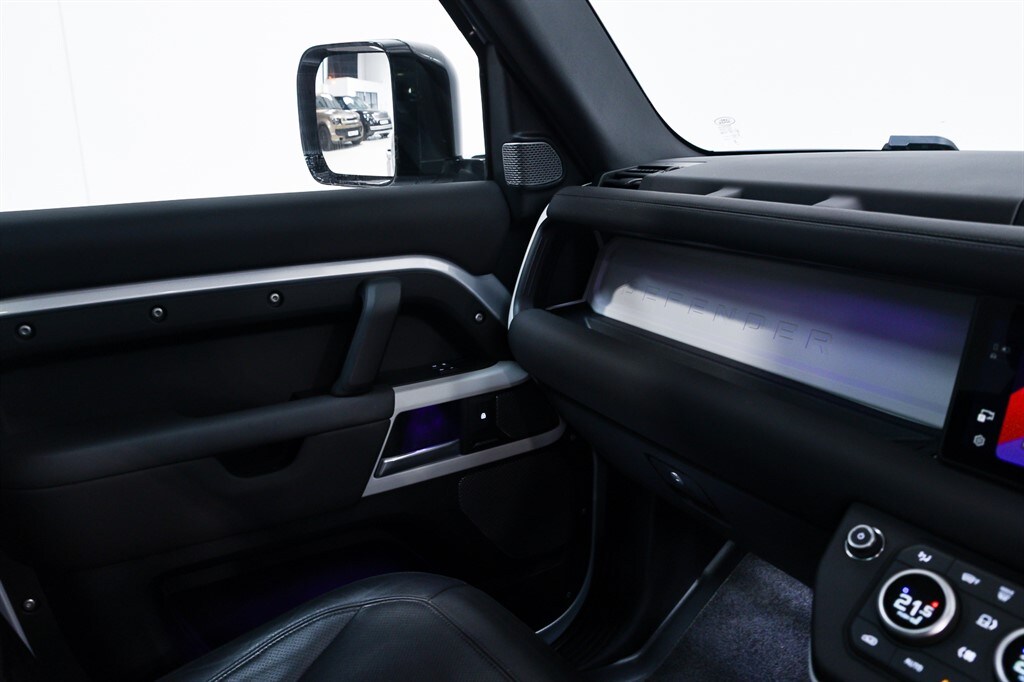 Used Land Rover Defender 110 2024 for sale - 77903594: Photo 20