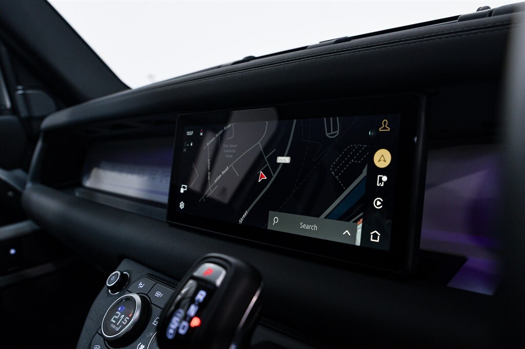 Used Land Rover Defender 110 2024 for sale - 77903594: Photo 23