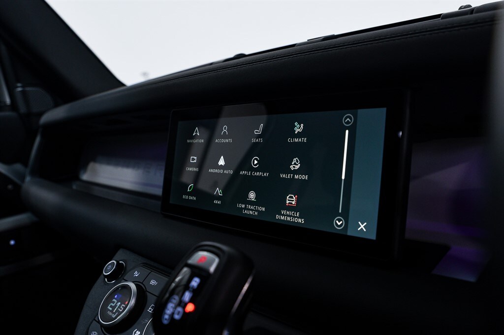 Used Land Rover Defender 110 2024 for sale - 77903594: Photo 24