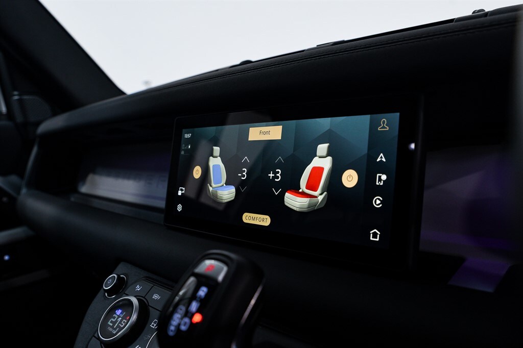 Used Land Rover Defender 110 2024 for sale - 77903594: Photo 25