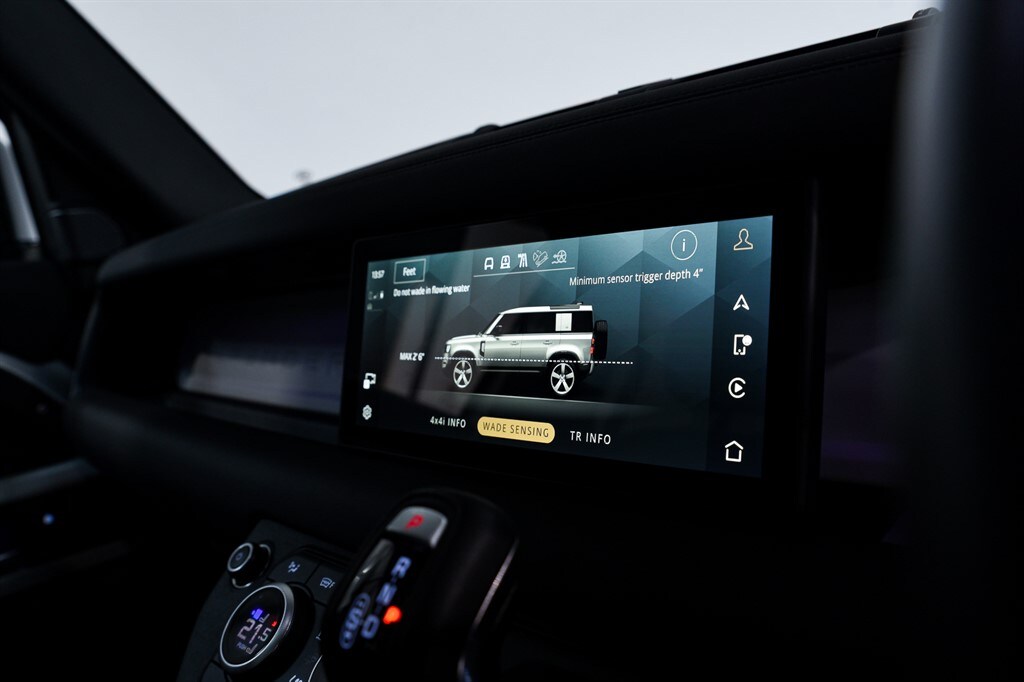 Used Land Rover Defender 110 2024 for sale - 77903594: Photo 30