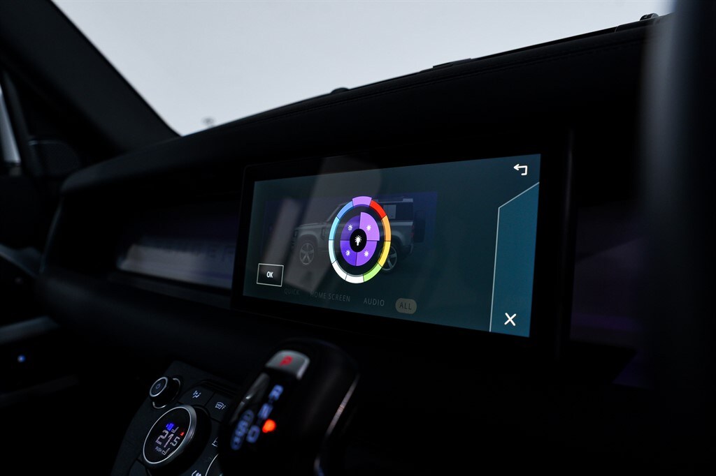 Used Land Rover Defender 110 2024 for sale - 77903594: Photo 31