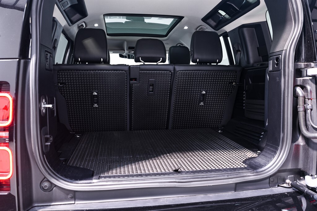 Used Land Rover Defender 110 2024 for sale - 77903594: Photo 39