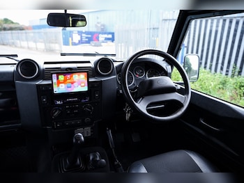 Used Land Rover Defender 90 2015 for sale - 75684726: Photo
