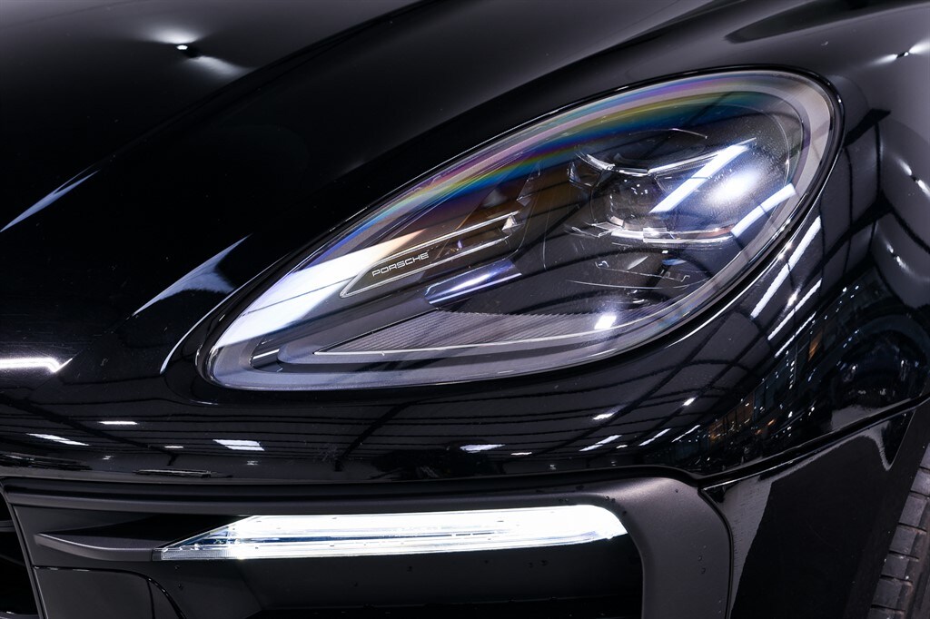 Used Porsche Macan 2022 for sale - 77406589: Photo 11