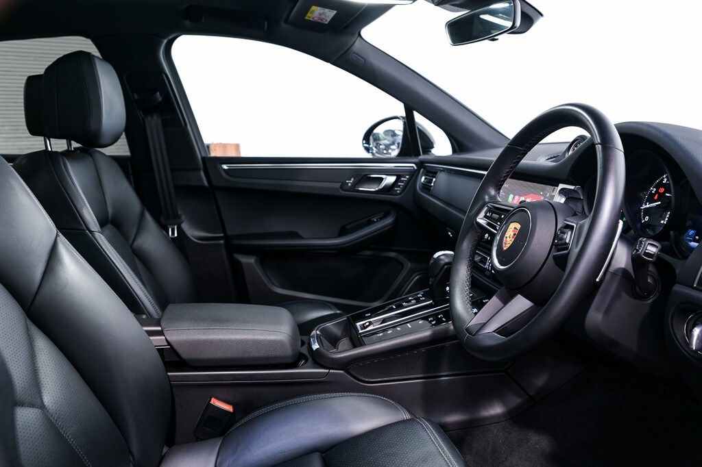 Used Porsche Macan 2022 for sale - 77406589: Photo 16