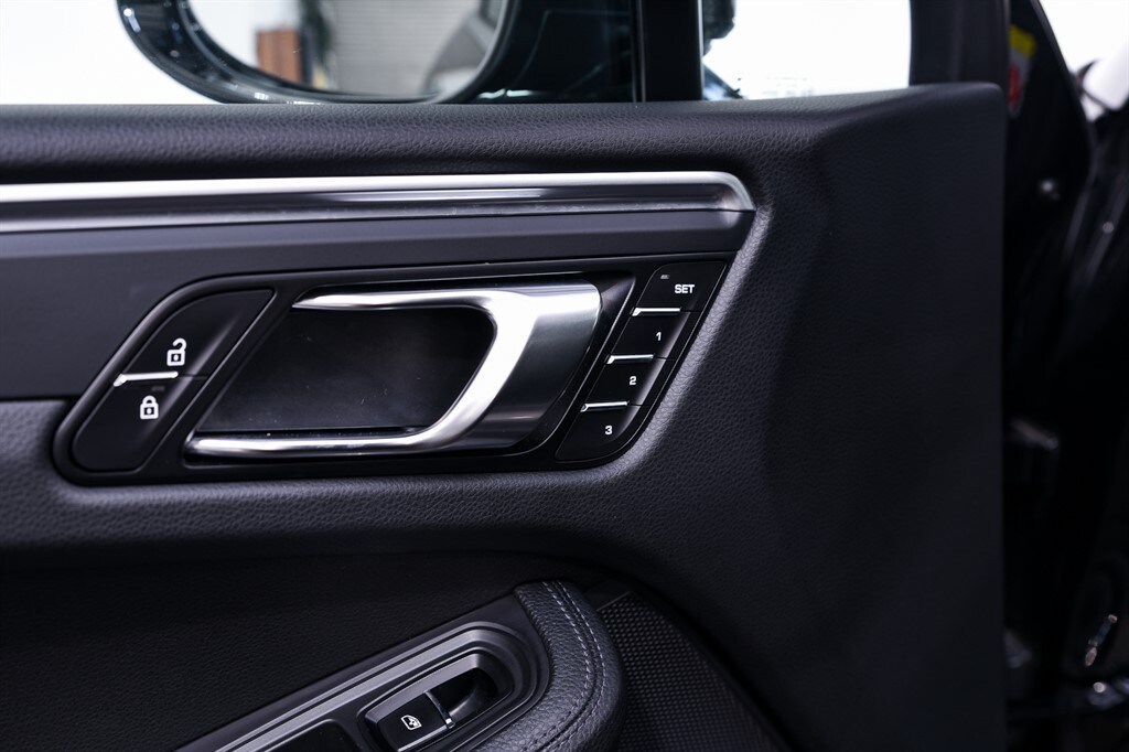 Used Porsche Macan 2022 for sale - 77406589: Photo 20