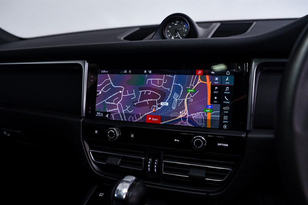 Used Porsche Macan 2022 for sale - 77406589: Photo 29