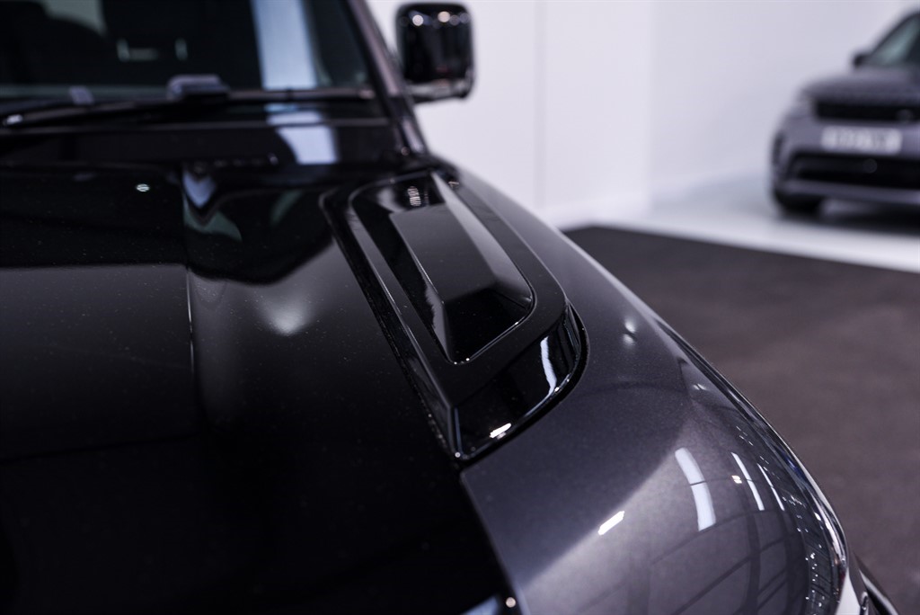 Used Land Rover Defender 2021 for sale - 77480393: Photo 25