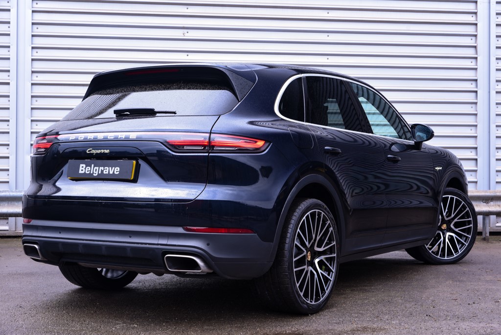 Used Porsche Cayenne 2022 for sale - 76140473: Photo 2