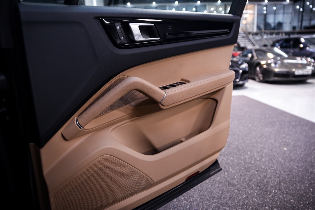 Used Porsche Cayenne 2022 for sale - 76140473: Photo 40