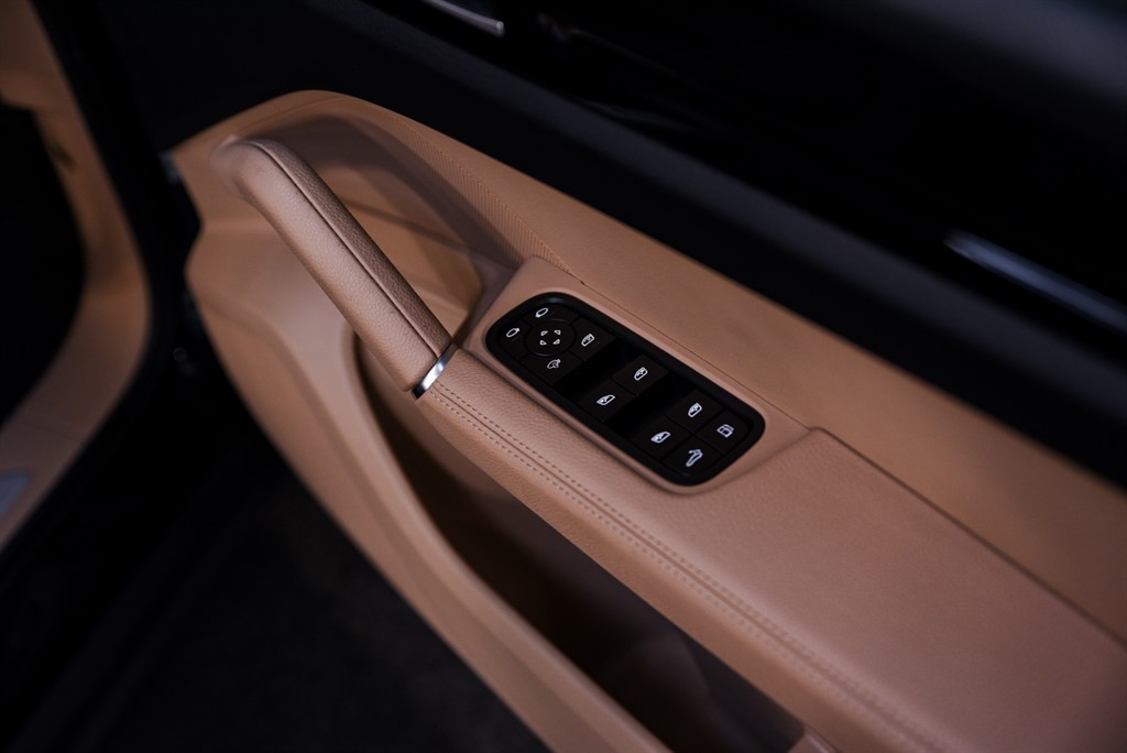 Used Porsche Cayenne 2022 for sale - 76140473: Photo 42