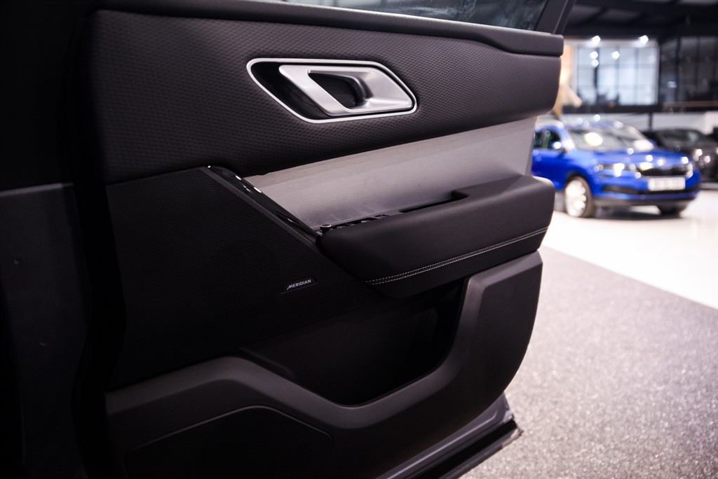 Used Land Rover Range Rover Velar 2022 for sale - 76971667: Photo 41