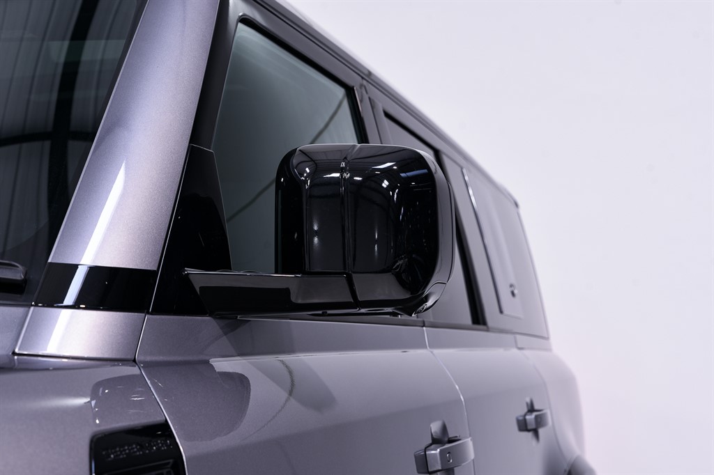 Used Land Rover Defender 2023 for sale - 77557007: Photo 11