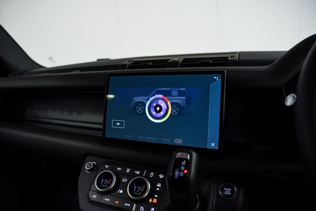 Used Land Rover Defender 90 2025 for sale - 75570649: Photo 44