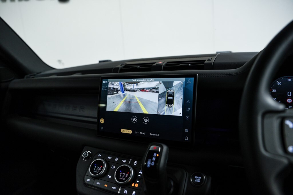 Used Land Rover Defender 90 2025 for sale - 75570649: Photo 49