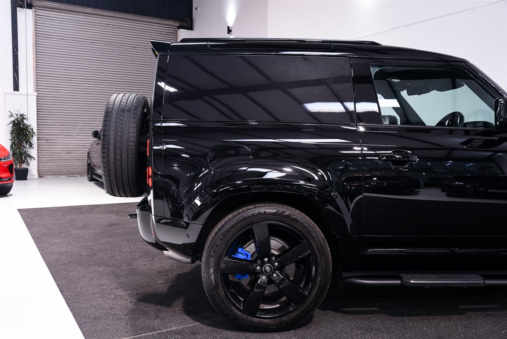 Used Land Rover Defender 90 2025 for sale - 75570649: Photo 50