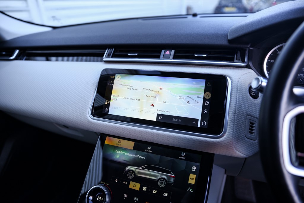 Used Land Rover Range Rover Velar 2021 for sale - 76390315: Photo 15