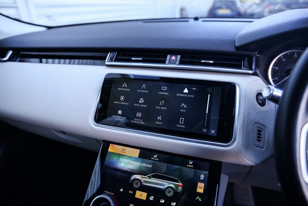 Used Land Rover Range Rover Velar 2021 for sale - 76390315: Photo 17