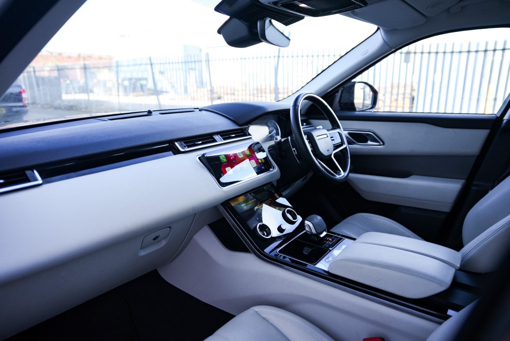 Used Land Rover Range Rover Velar 2021 for sale - 76390315: Photo 8