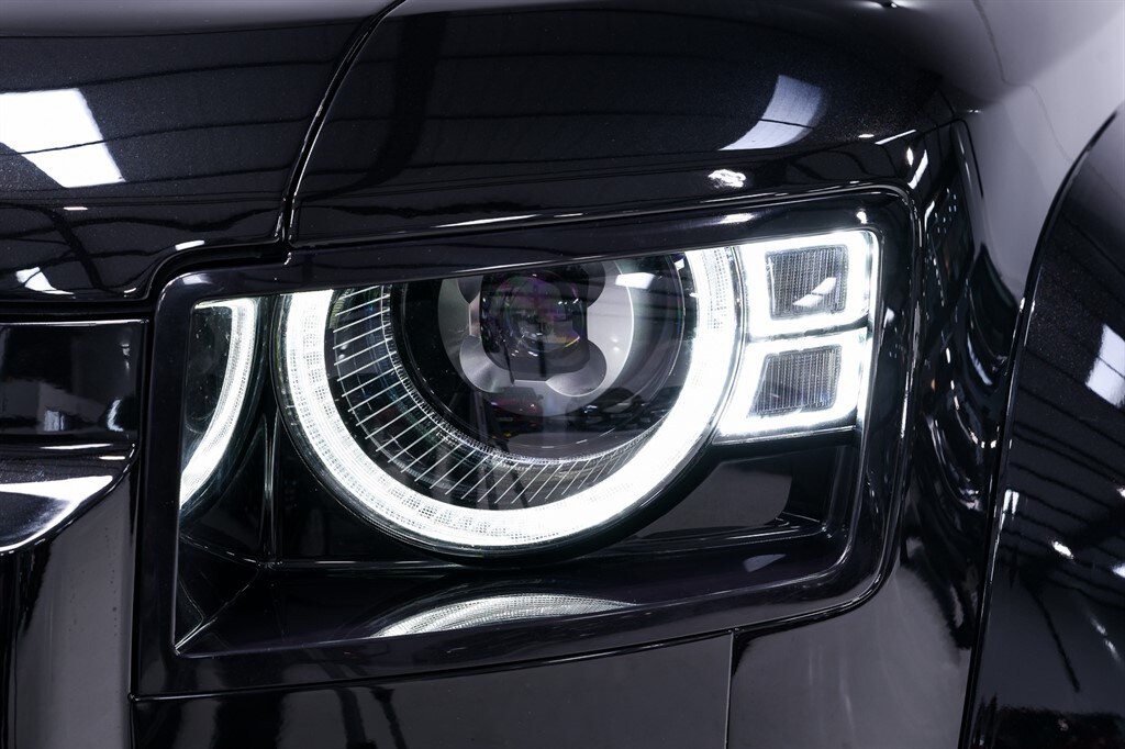 Used Land Rover Defender 2023 for sale - 77786570: Photo 12