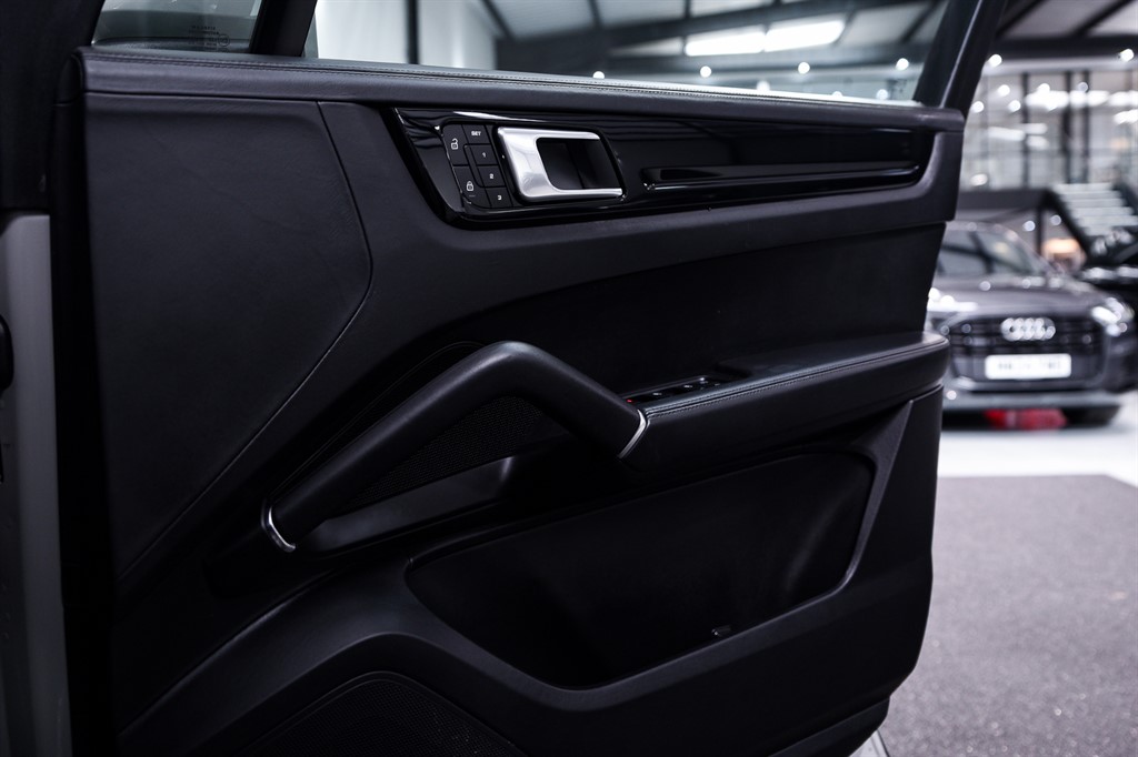 Used Porsche Cayenne 2022 for sale - 78037004: Photo 38