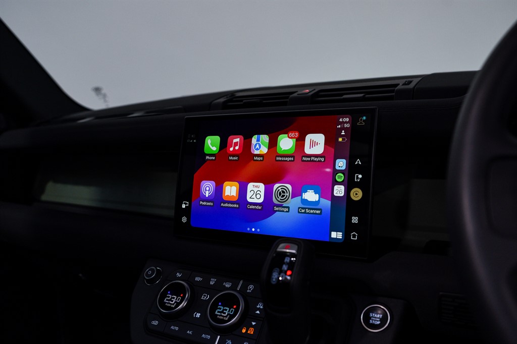 Used Land Rover Defender 2024 for sale - 77699007: Photo 23