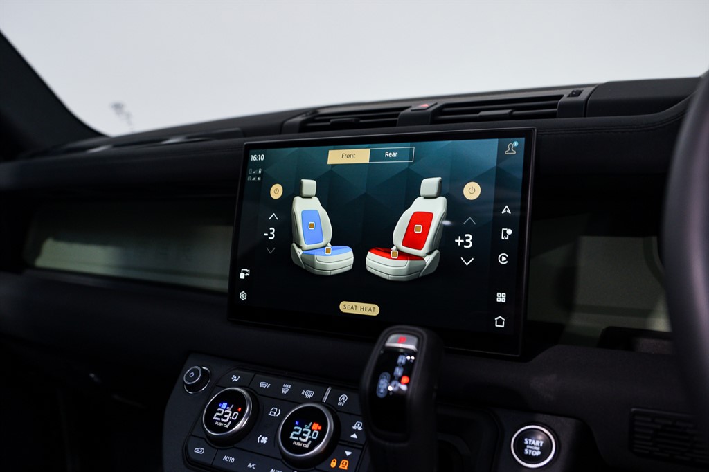 Used Land Rover Defender 2024 for sale - 77699007: Photo 29