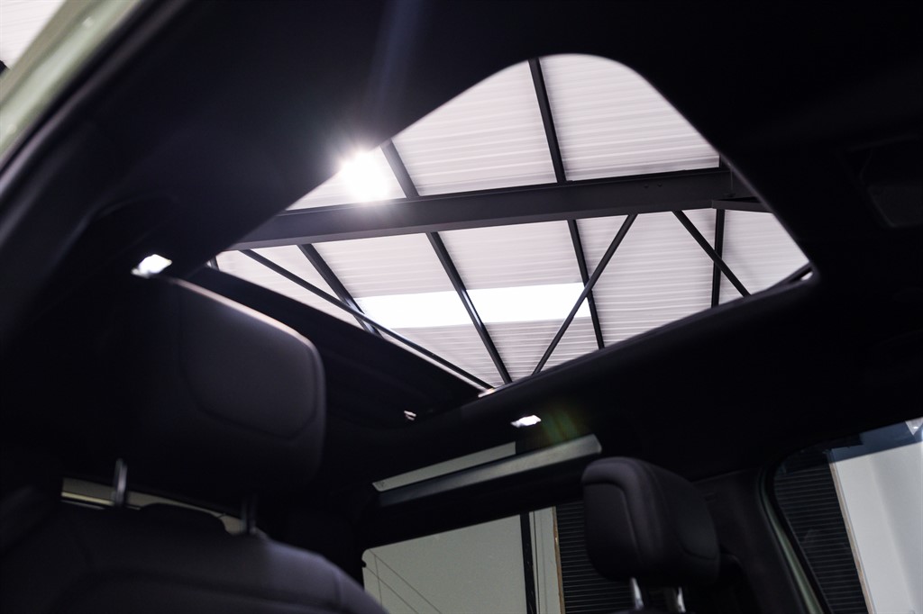 Used Land Rover Defender 2024 for sale - 77699007: Photo 37