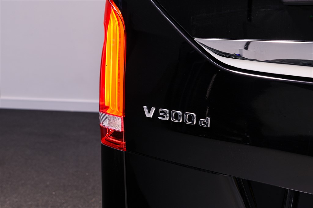 Used Mercedes-Benz V-Class 2024 for sale - 77047901: Photo 13