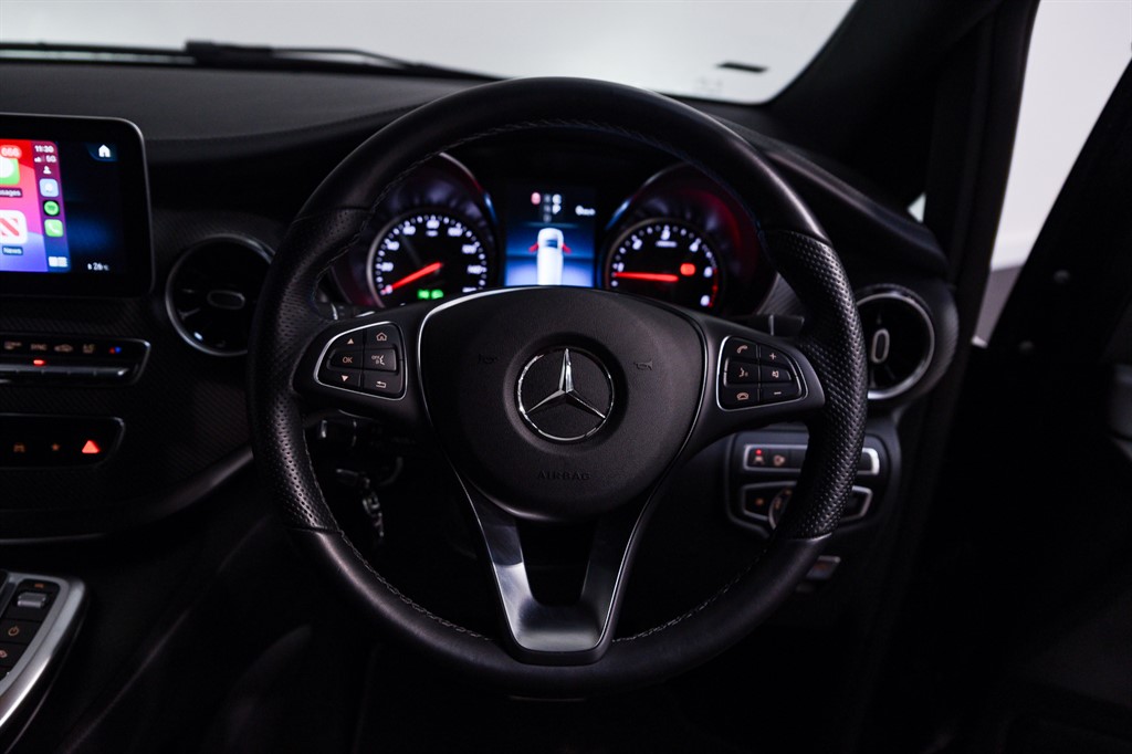 Used Mercedes-Benz V-Class 2024 for sale - 77047901: Photo 31