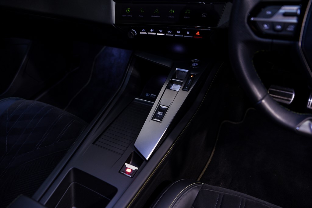 Used Peugeot 308 2022 for sale - 77013234: Photo 16