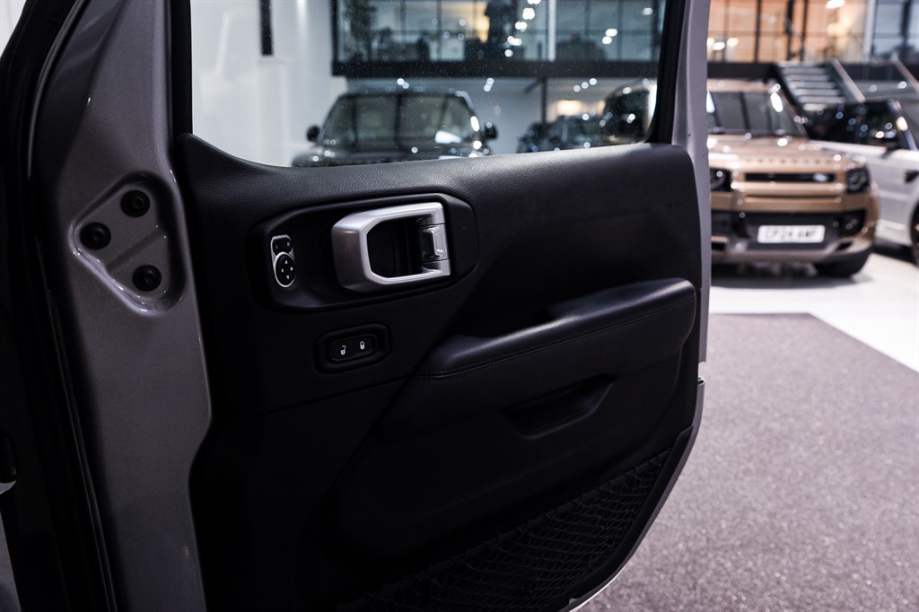 Used Jeep Wrangler 2021 for sale - 77702904: Photo 29