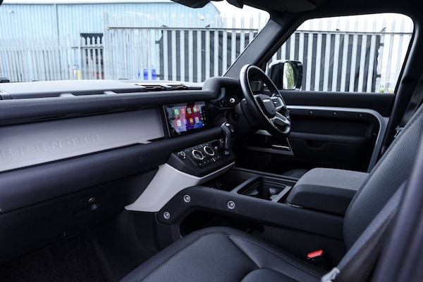 Used Land Rover Defender 110 2023 for sale - 75684732: Photo 10