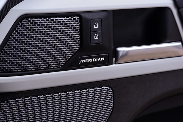 Used Land Rover Defender 110 2023 for sale - 75684732: Photo 22